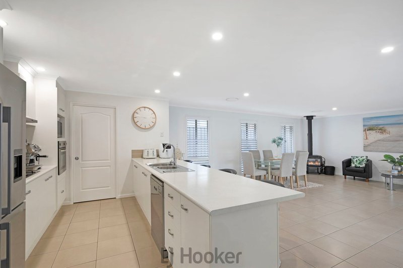 Photo - 17 Magpie Court, Toronto NSW 2283 - Image 4