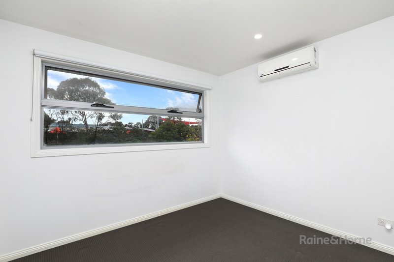 Photo - 1/7 Main Street, Pascoe Vale VIC 3044 - Image 5