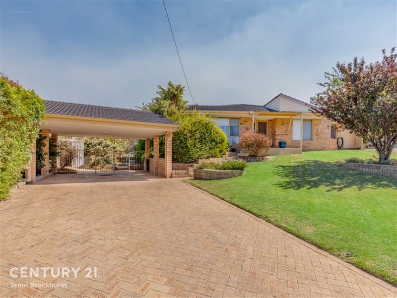 17 Maitland Place, Thornlie WA 6108