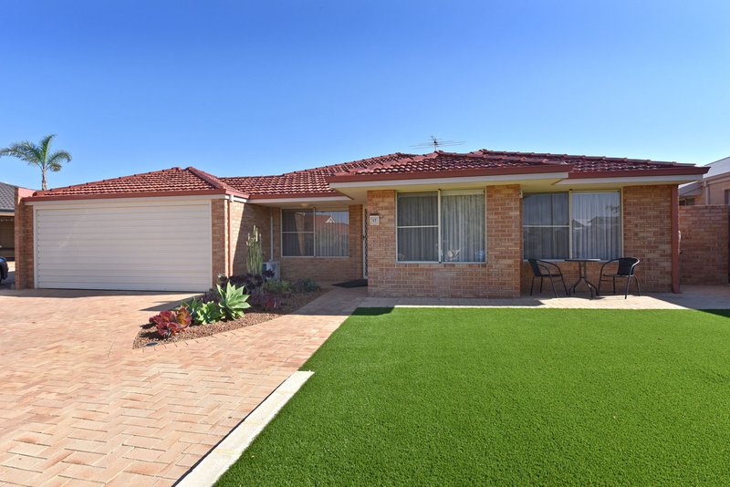 17 Mal Bay Court, Mindarie WA 6030