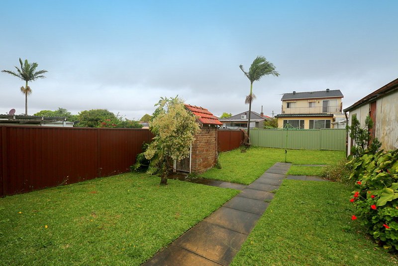 Photo - 17 Manildra Street, Earlwood NSW 2206 - Image 9