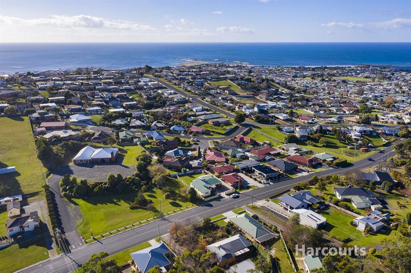 Photo - 17 Markm Court, West Ulverstone TAS 7315 - Image 13