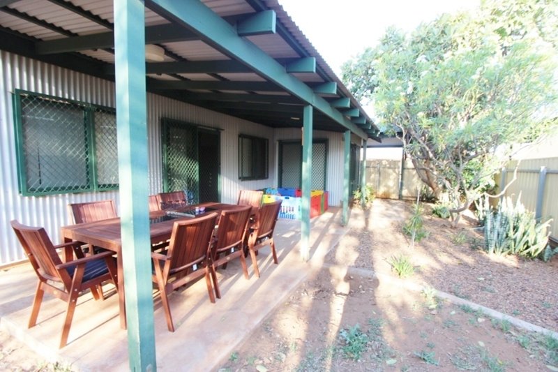 Photo - 17 Matebore Street, Nickol WA 6714 - Image 3