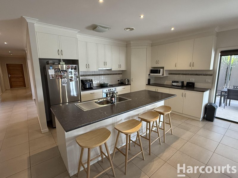 Photo - 17 Matthews Court, Horsham VIC 3400 - Image 7