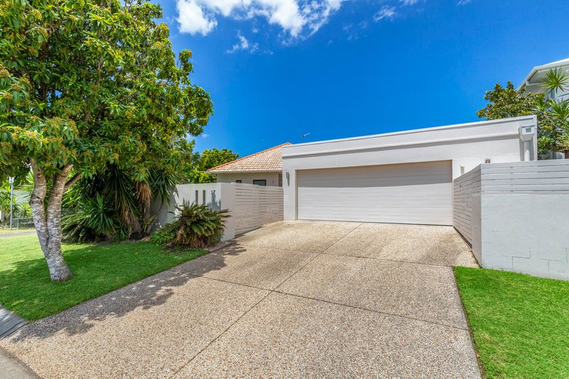 Photo - 17 Maui Court, Kawana Island QLD 4575 - Image 7