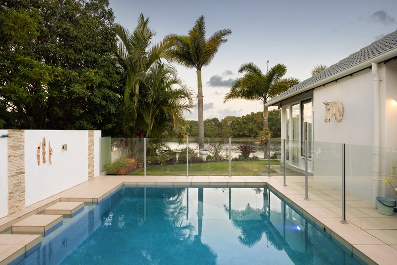 Photo - 17 Maui Court, Parrearra QLD 4575 - Image 3