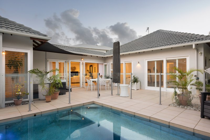 Photo - 17 Maui Court, Parrearra QLD 4575 - Image 4