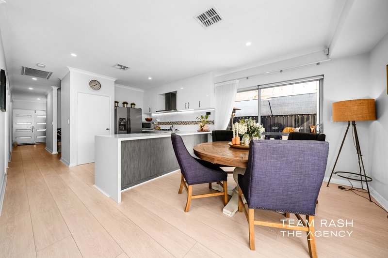 Photo - 17 Mayali Bend, Banksia Grove WA 6031 - Image 20