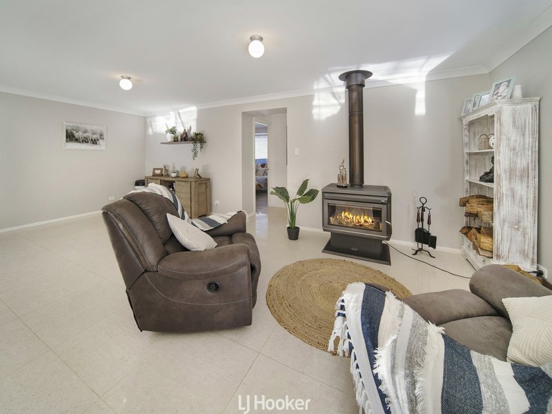 Photo - 17 Mcgowen Street, Old Erowal Bay NSW 2540 - Image 3