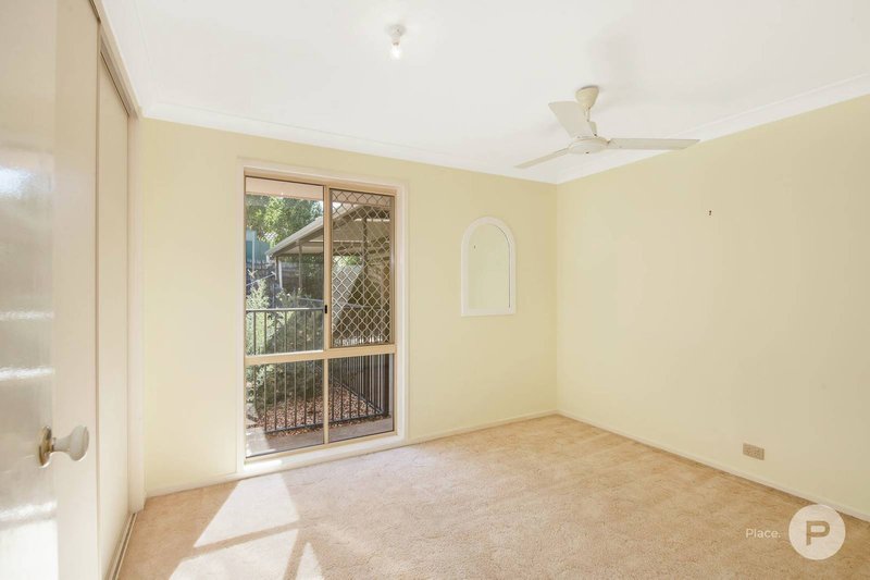 Photo - 17 Mcpherson Road, Sinnamon Park QLD 4073 - Image 9