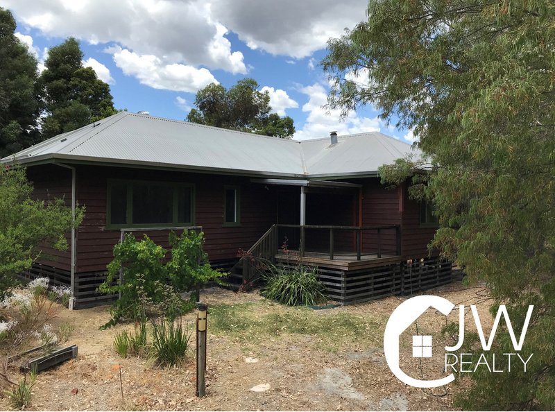 Photo - 17 Melaleuca Place, Nannup WA 6275 - Image 6