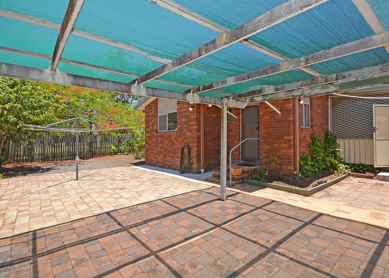 Photo - 17 Meledie Avenue, Kawungan QLD 4655 - Image 23