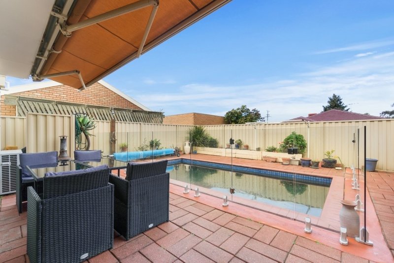 Photo - 1/7 Melita Avenue, Werribee VIC 3030 - Image 16