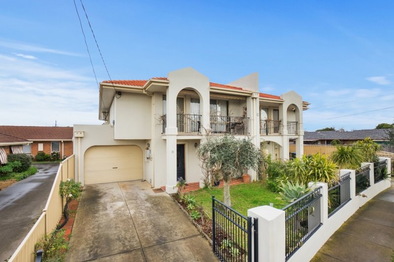 Photo - 1/7 Melita Avenue, Werribee VIC 3030 - Image 18