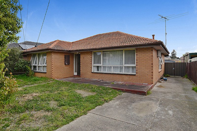 17 Menzies Parade, Lalor VIC 3075