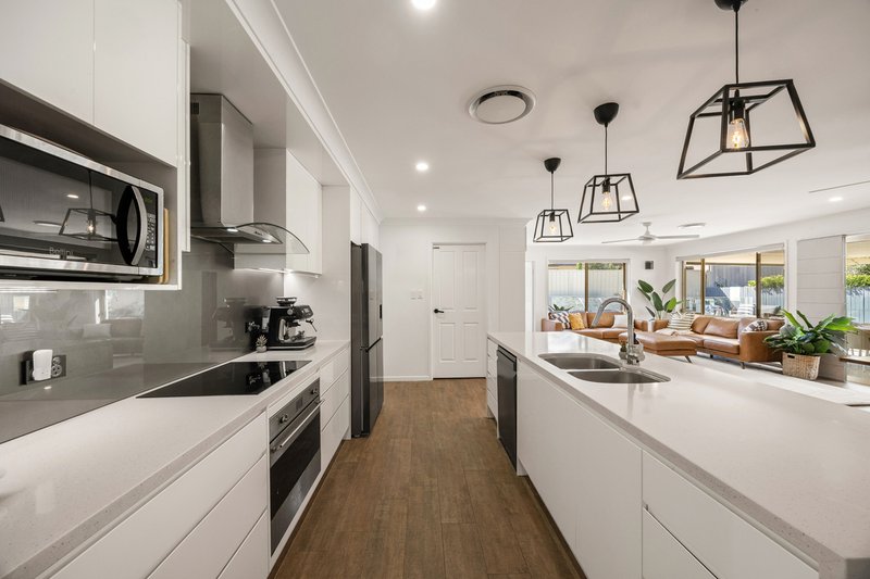 Photo - 17 Michael Place, Bracken Ridge QLD 4017 - Image 2