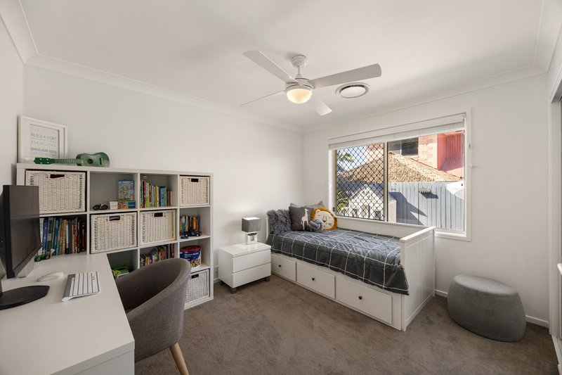 Photo - 17 Michael Place, Bracken Ridge QLD 4017 - Image 11