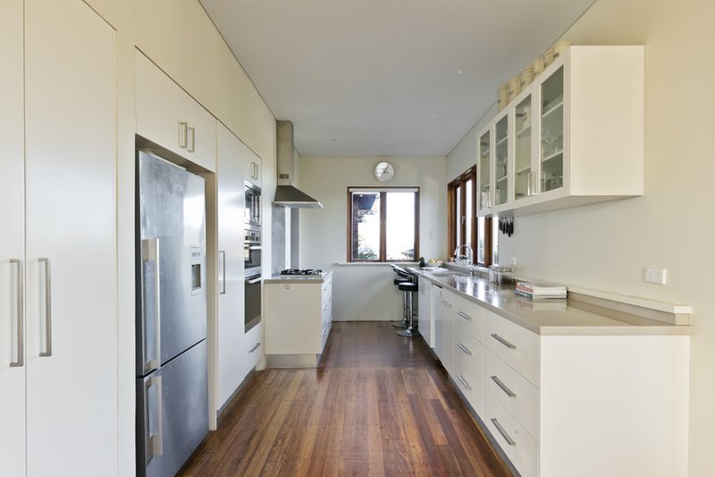 Photo - 17 Mildred Avenue, Manly Vale NSW 2093 - Image 3