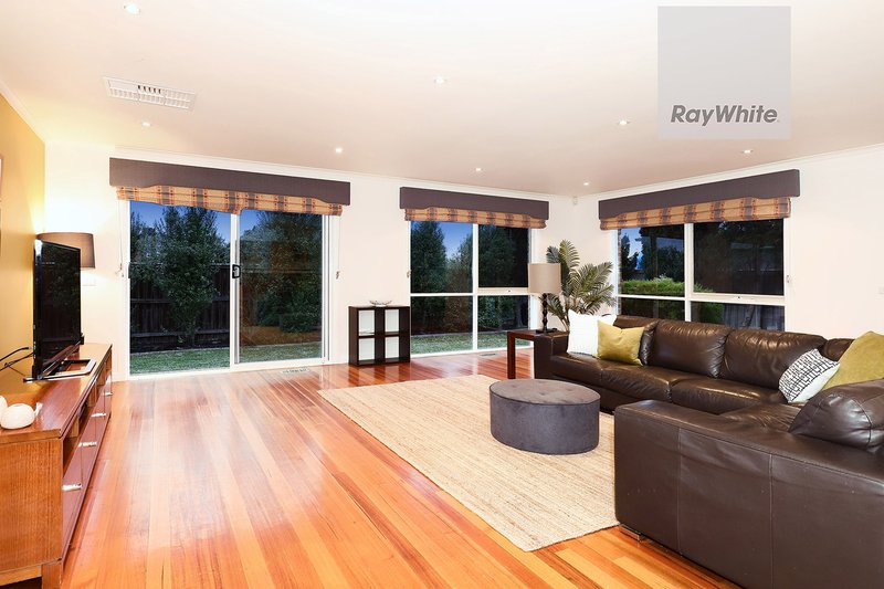 Photo - 17 Millport Rise, Greenvale VIC 3059 - Image 10