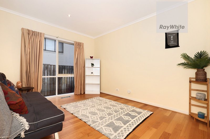 Photo - 17 Millport Rise, Greenvale VIC 3059 - Image 15