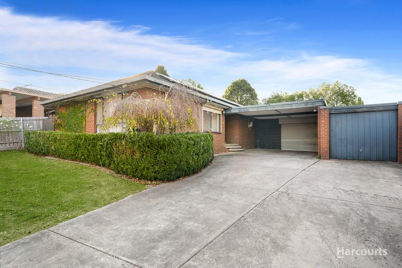 Photo - 17 Minchinbury Drive, Vermont South VIC 3133 - Image 1