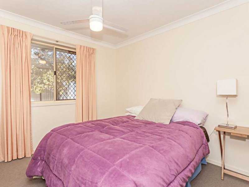 Photo - 17 Mitchell Street, Boronia Heights QLD 4124 - Image 5