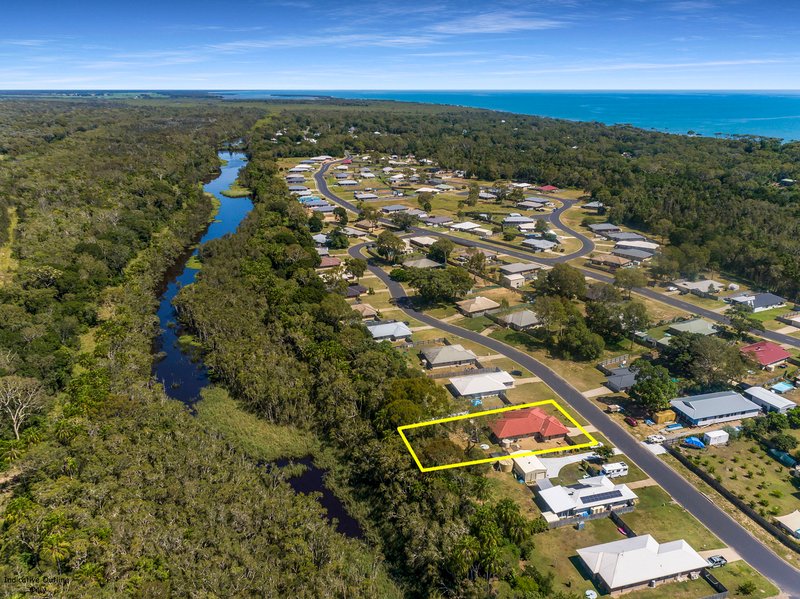 17 Monarch Avenue, Moore Park Beach QLD 4670