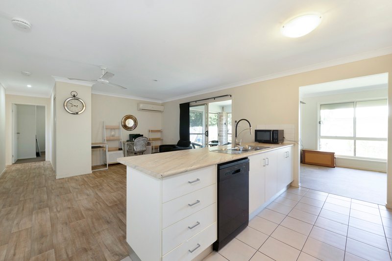 Photo - 17 Monarch Avenue, Moore Park Beach QLD 4670 - Image 13