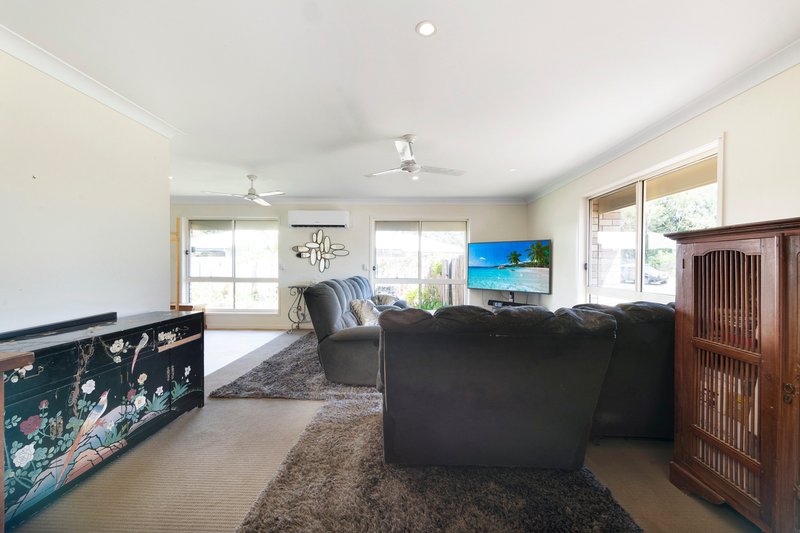 Photo - 17 Monarch Avenue, Moore Park Beach QLD 4670 - Image 16