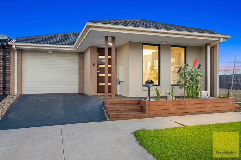 17 Montgomery Drive, Truganina VIC 3029