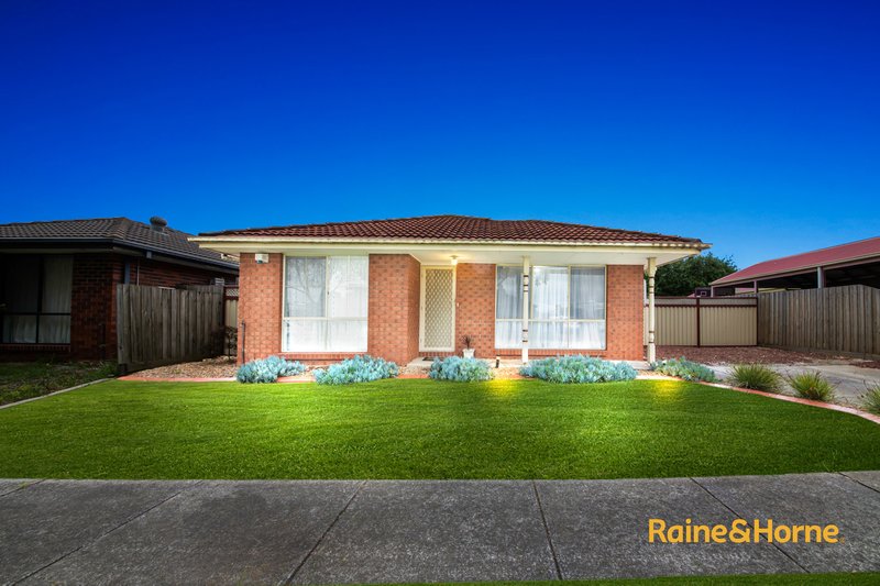 17 Montrose Way, Cranbourne West VIC 3977