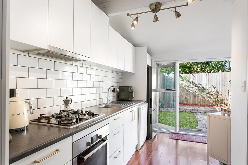 Photo - 17 Morrissey Road, Erskineville NSW 2043 - Image 5