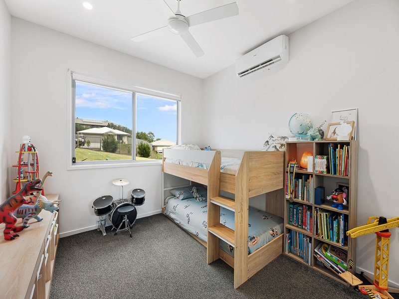 Photo - 1/7 Moss Day Place, Burnside QLD 4560 - Image 9