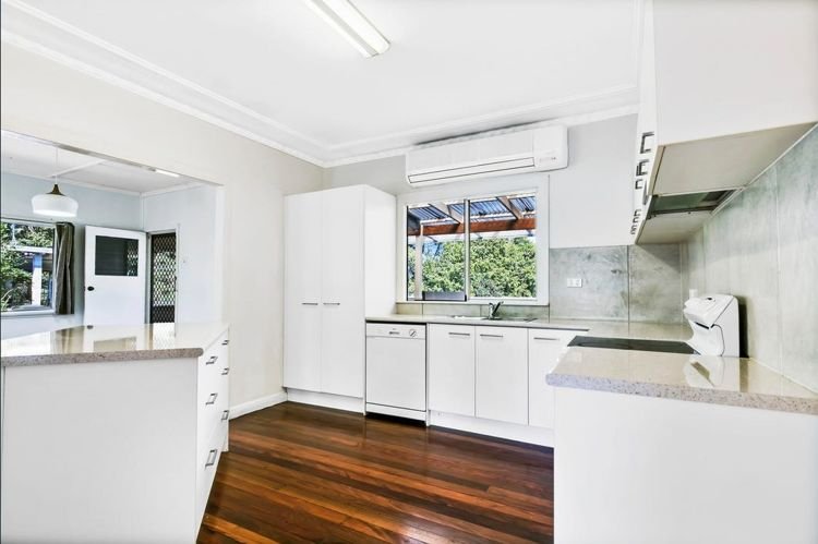 Photo - 17 Mount Pleasant Road, Nambour QLD 4560 - Image 2