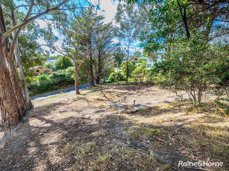 Photo - 17 Mount Royal Road, Kingston Beach TAS 7050 - Image 13