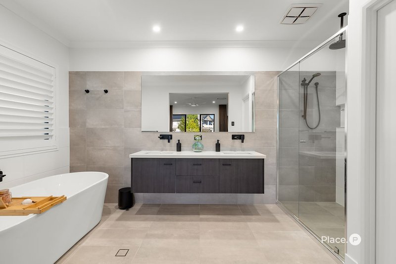 Photo - 17 Mountain Ash Way, Redland Bay QLD 4165 - Image 11