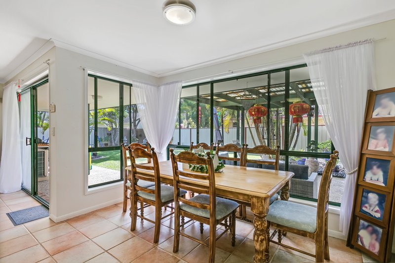 Photo - 17 Mountain Close, Mountain Creek QLD 4557 - Image 6