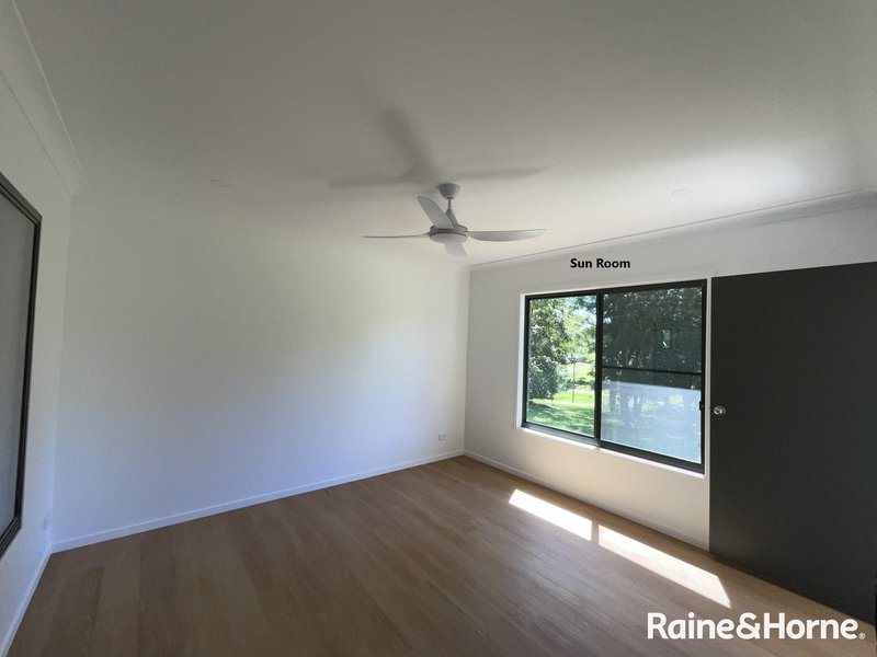 Photo - 17 Mountain View Crescent, Russell Island QLD 4184 - Image 13