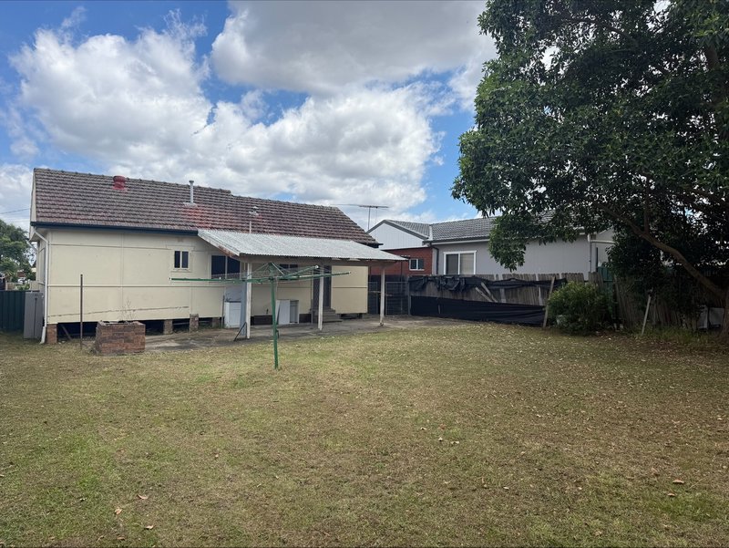 Photo - 17 Mountview Avenue, Doonside NSW 2767 - Image 9