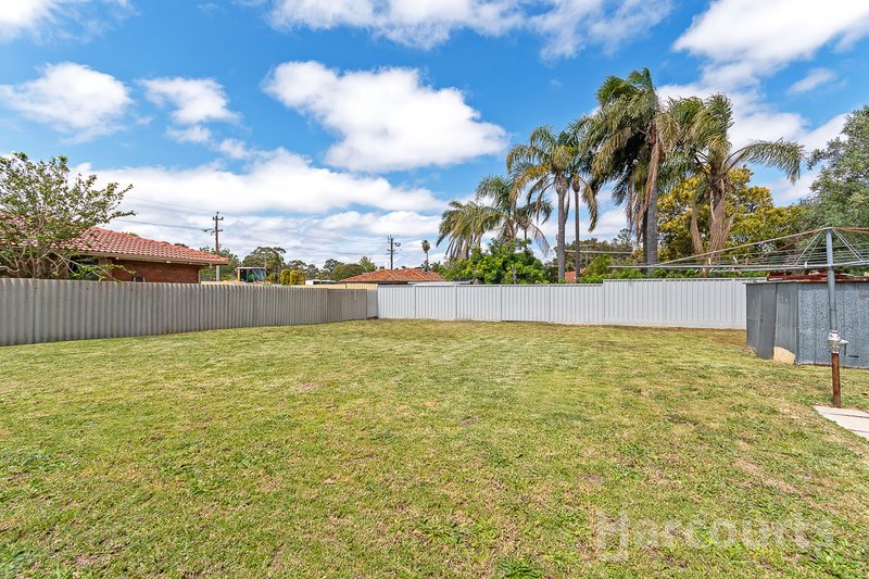 Photo - 17 Munderee Place, Wanneroo WA 6065 - Image 17