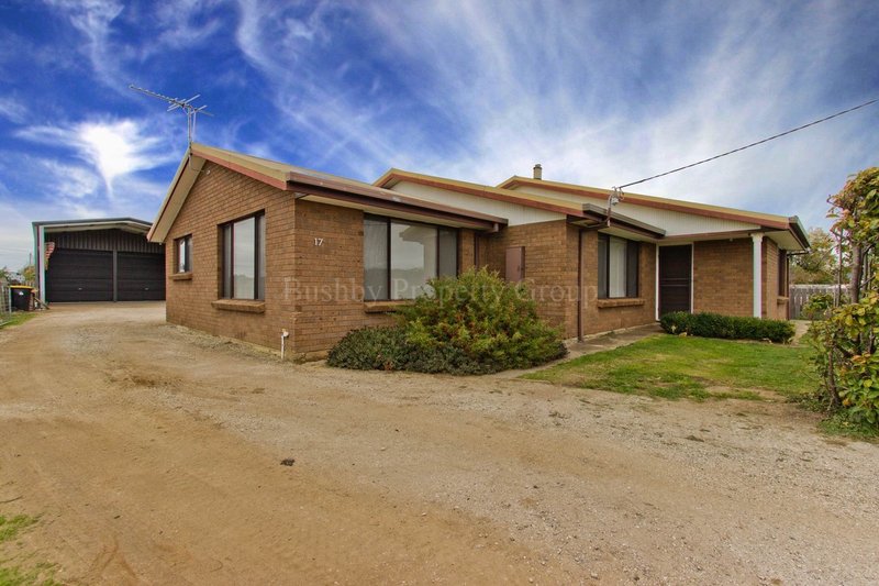 17 Murfett Street, Cressy TAS 7302