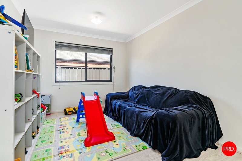 Photo - 17 Namatjira Boulevard, Huntly VIC 3551 - Image 10