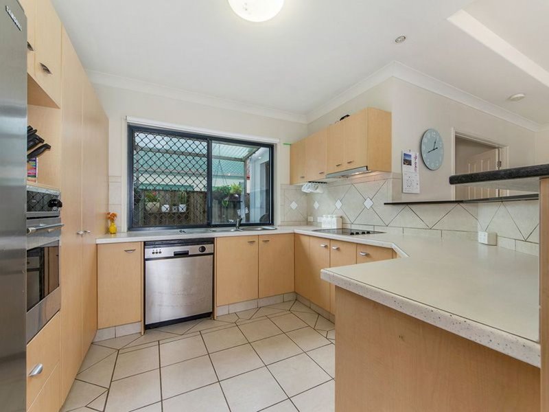 Photo - 17 Nardoo St , Robina QLD 4226 - Image 4