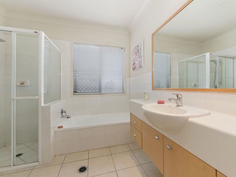 Photo - 17 Nardoo St , Robina QLD 4226 - Image 8