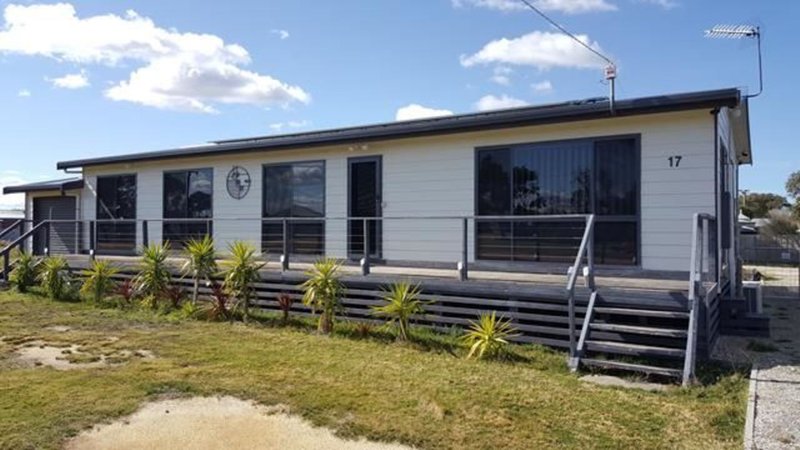 17 Nelson Street, Port Albert VIC 3971