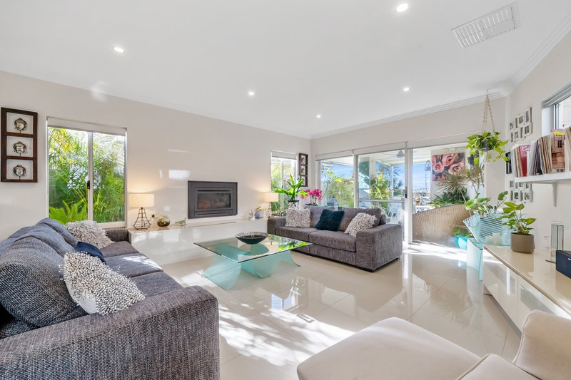 Photo - 1/7 Nemagold Grove, Coogee WA 6166 - Image 3