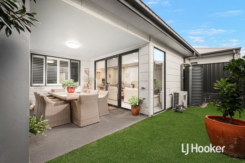 Photo - 17 Newington Glade, Marsden Park NSW 2765 - Image 11