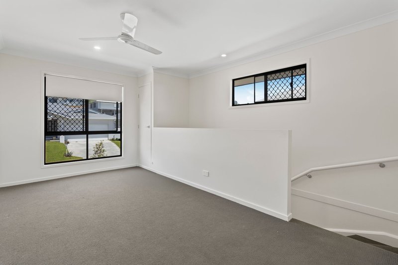 Photo - 17 Niche Glade Circuit, Maudsland QLD 4210 - Image 9