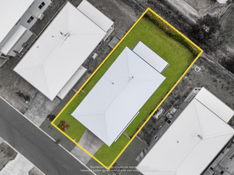 Photo - 17 Niche Glade Circuit, Maudsland QLD 4210 - Image 21