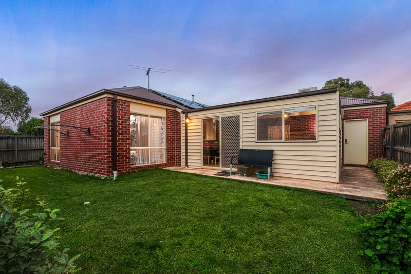 Photo - 17 Nighthawk Boulevard, South Morang VIC 3752 - Image 13